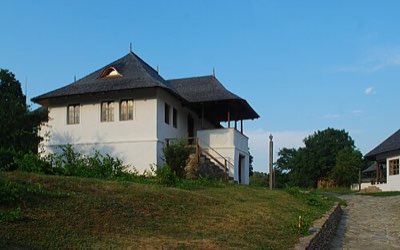 Casa cu blazoane